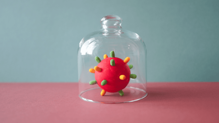 Qual a relação entre COVID-19 e Doença de Kawasaki em crianças?