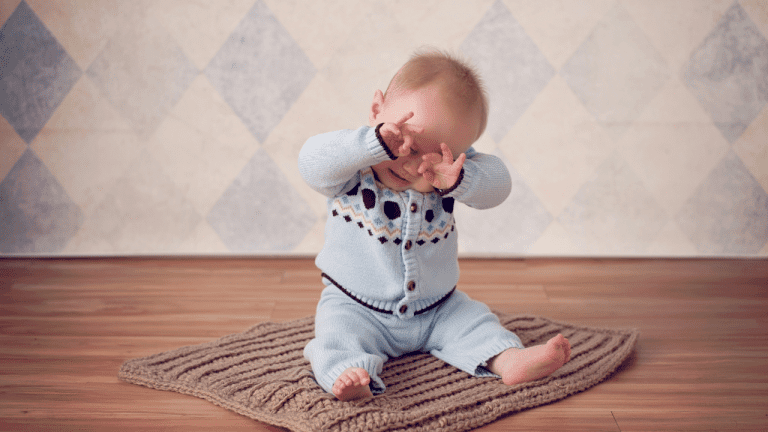 bebe-com-sono-mas-nao-dorme